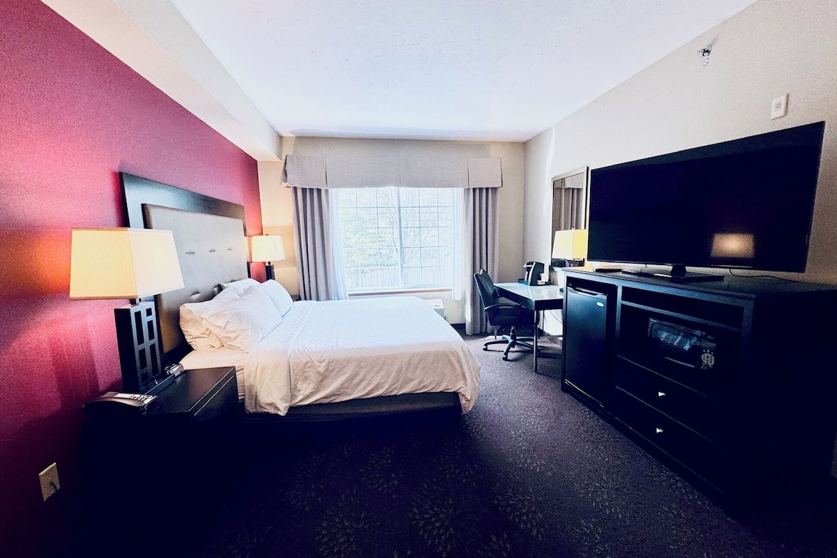 in-room safe, desk, iron/ironing board, free cots/infant beds