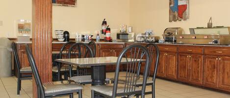 Tägliches inbegriffenes großes Frühstück