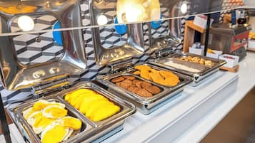 Free daily buffet breakfast