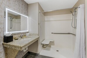 Bathroom - Best Western Plus Sanford Airport/Lake Mary Hotel (Sanford)