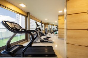 Fitness facility - Holiday Inn Express Puerto Madero by IHG (Buenos Aires)