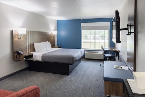Standard Room, 1 King Bed