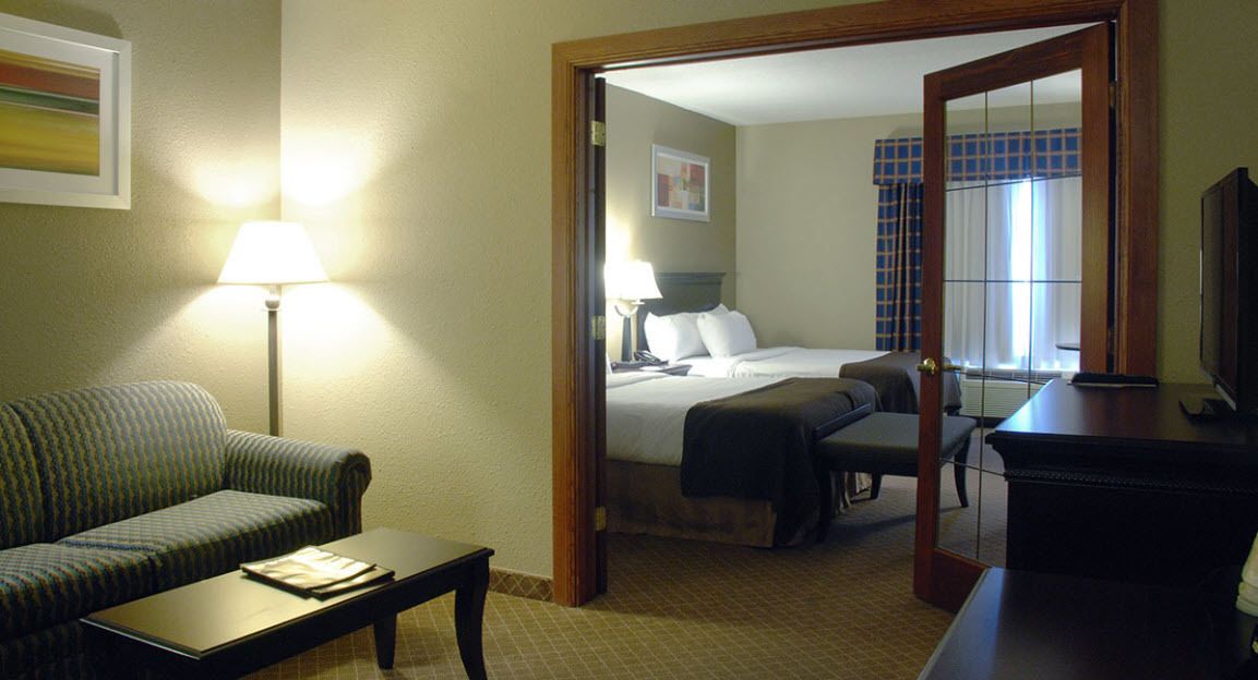 family suite, 1 bedroom | blackout curtains, iron/ironing board, free cots/infant beds