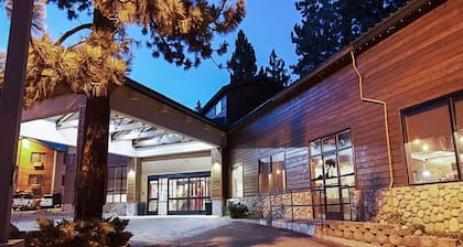 Empeiria High Sierra Hotel