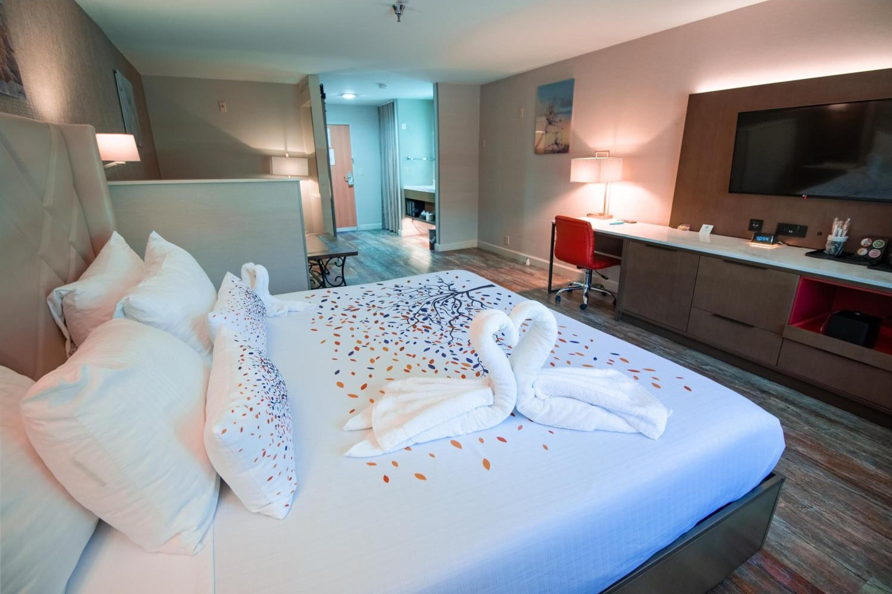 premium bedding, in-room safe, desk, blackout curtains