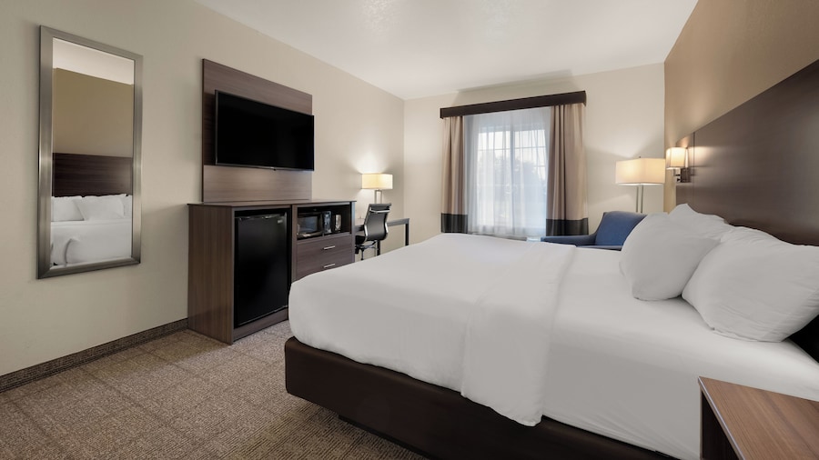 Comfort Inn & Suites