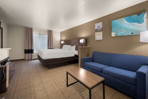 Suite, 1 King Bed with Sofa bed, Non Smoking