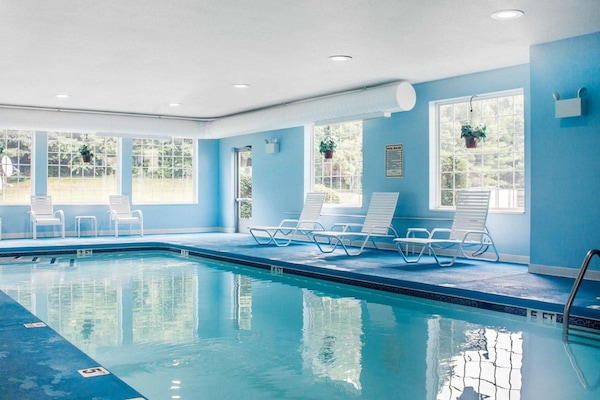 Indoor pool, open 6:00 AM to 10:00 PM, sun loungers