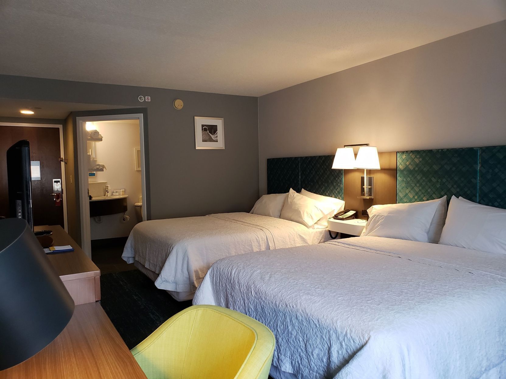 Premium bedding, desk, iron/ironing board, WiFi