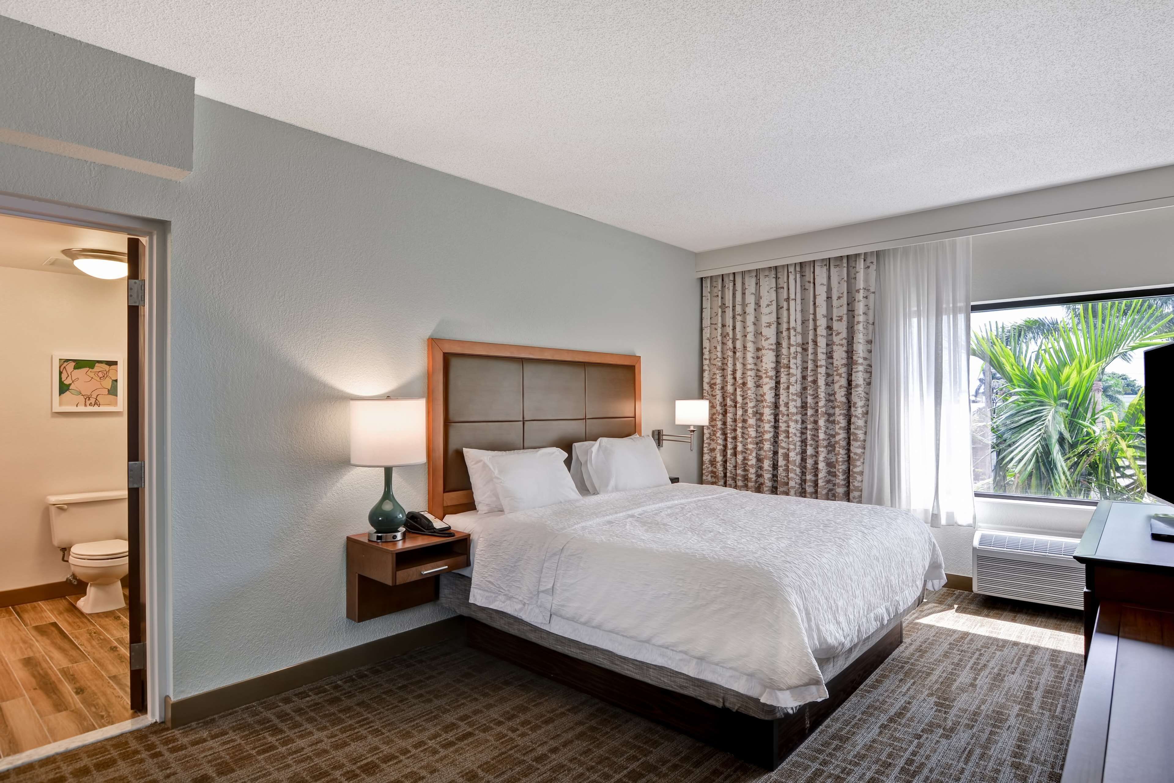 suite, 1 king bed with sofa bed, non smoking | premium bedding, laptop workspace, iron/ironing board