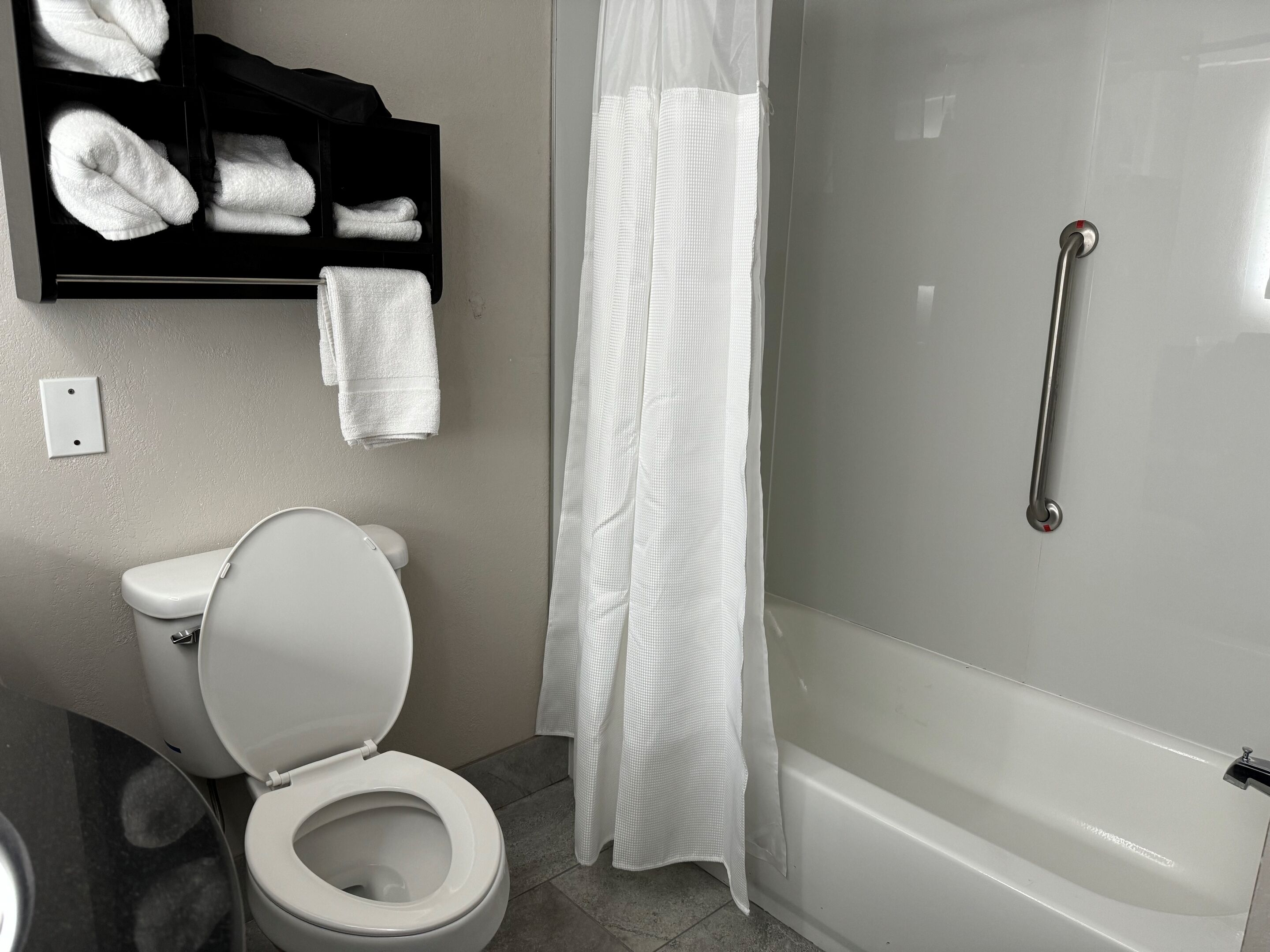 Zimmer, 1 King-Bett, Nichtraucher | Badezimmer
