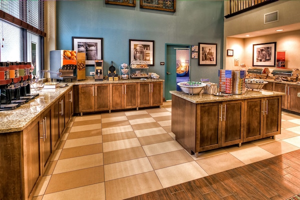 Free daily buffet breakfast