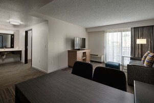 Suite, 2 Queen Beds, Accessible, Non Smoking | Premium bedding, desk, laptop workspace, blackout drapes