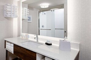 Badkamer met douche