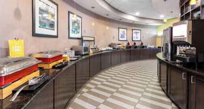 Hampton Inn & Suites Hershey