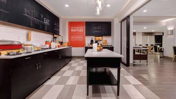 Free daily buffet breakfast