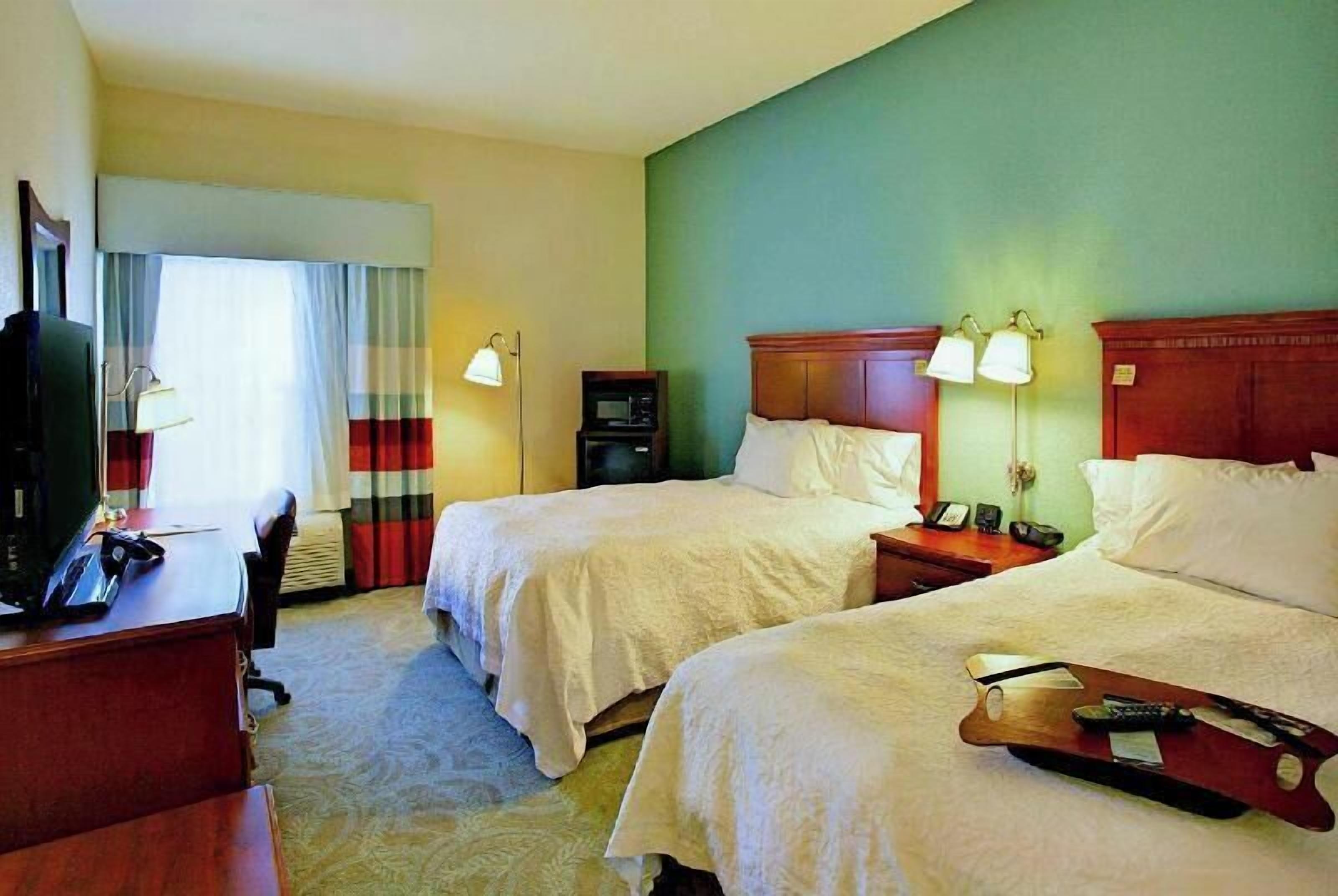 Pillowtop beds, individually decorated, individually furnished, desk