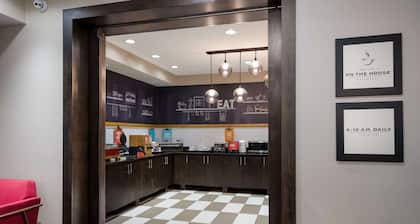 Hampton Inn Marshall
