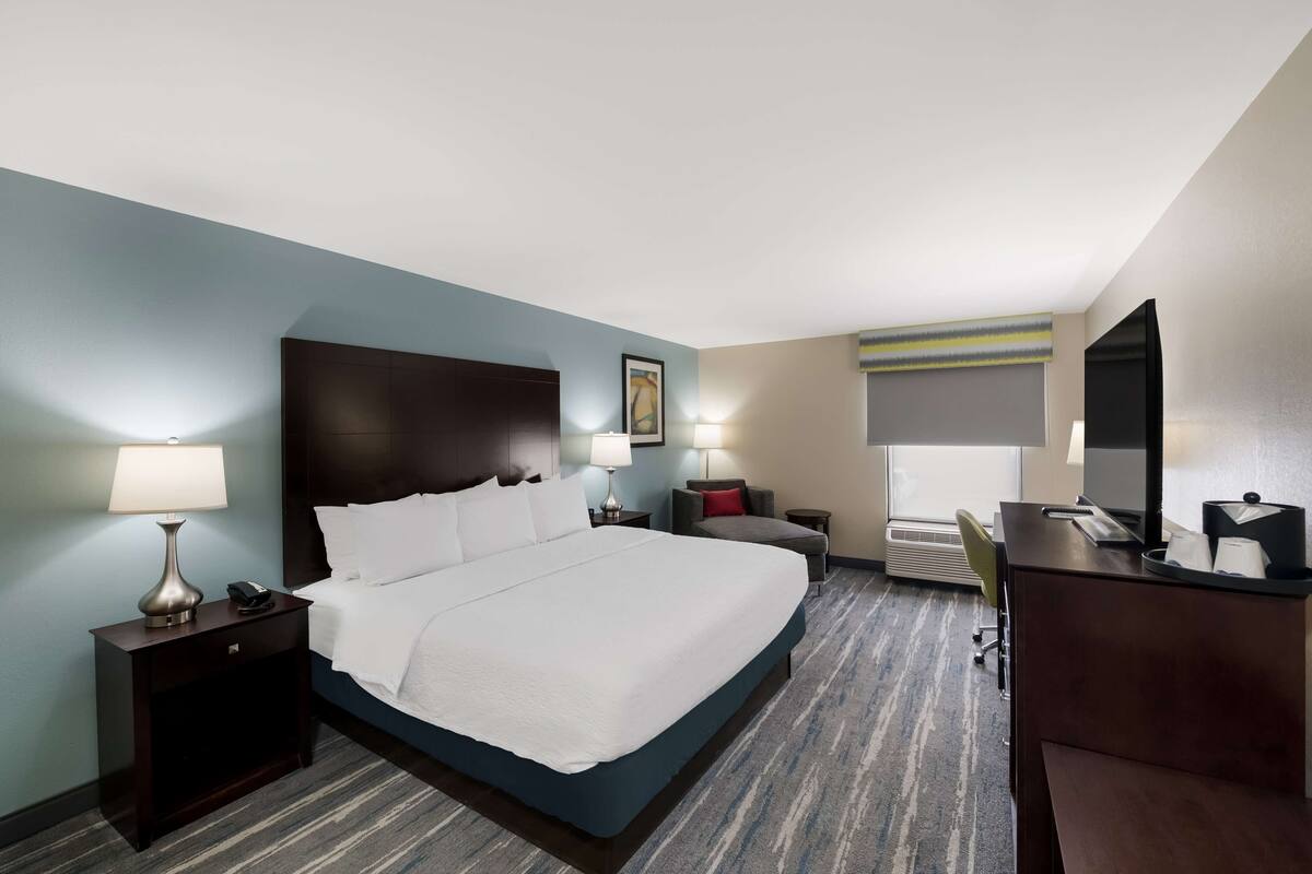 desk, blackout curtains, soundproofing, iron/ironing board