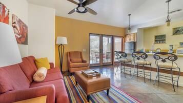 Zimmersafe, Bügeleisen/Bügelbrett, kostenloses WLAN, Bettwäsche