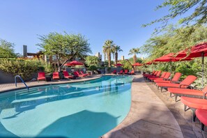 4 outdoor pools, pool umbrellas