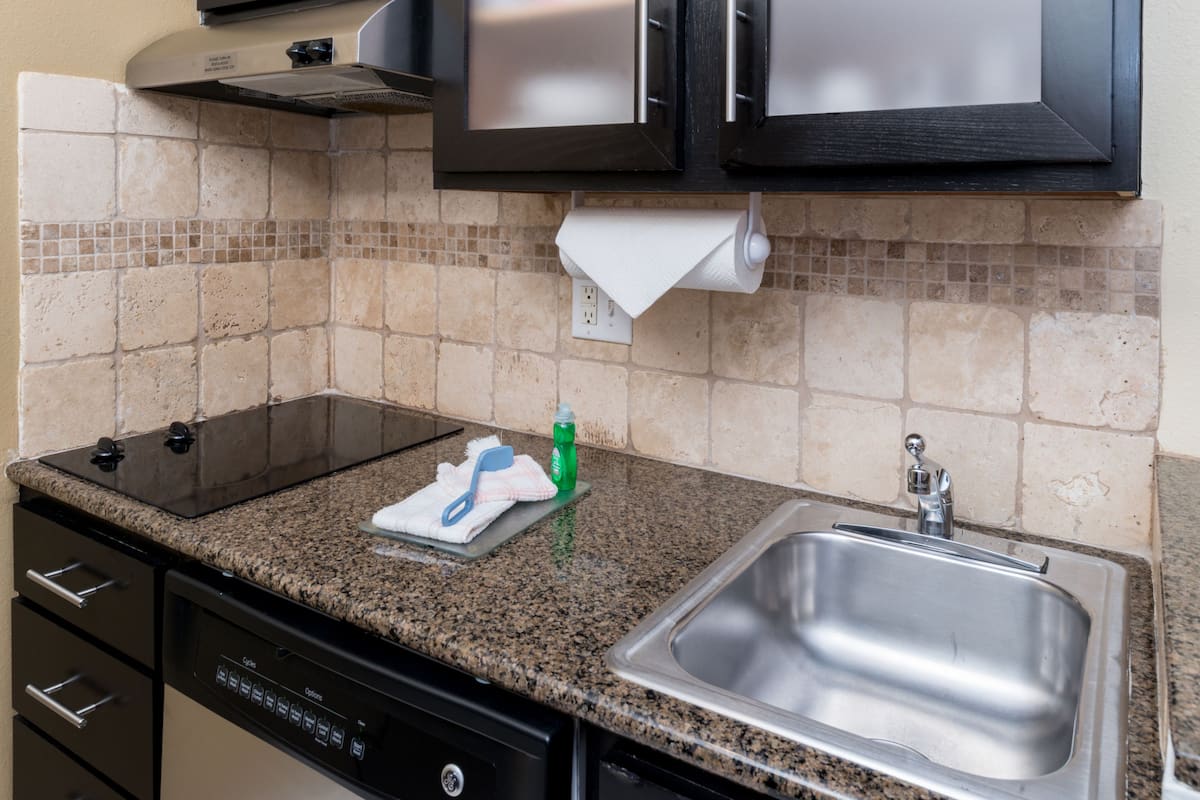 1 bedroom, desk, laptop workspace, blackout drapes