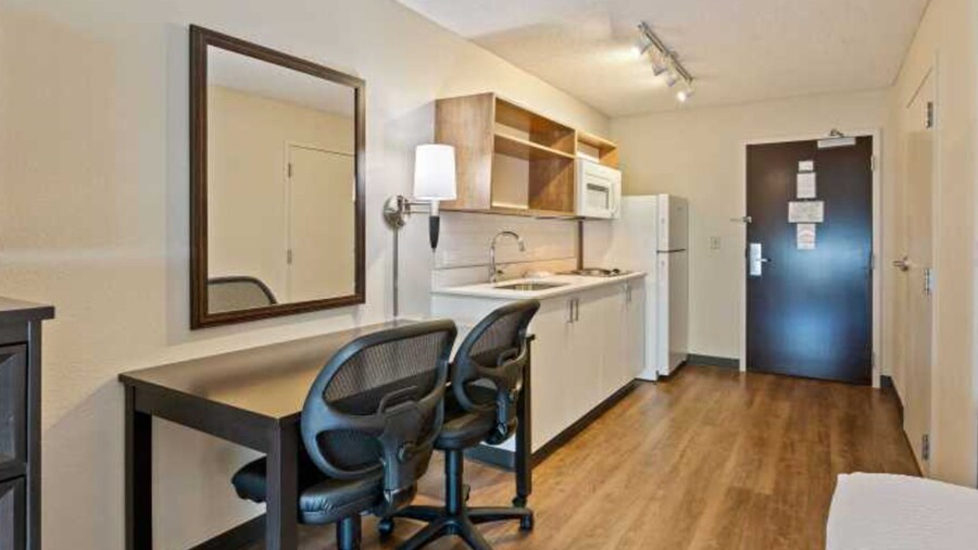 Extended Stay America Suites Oakland Alameda Airport