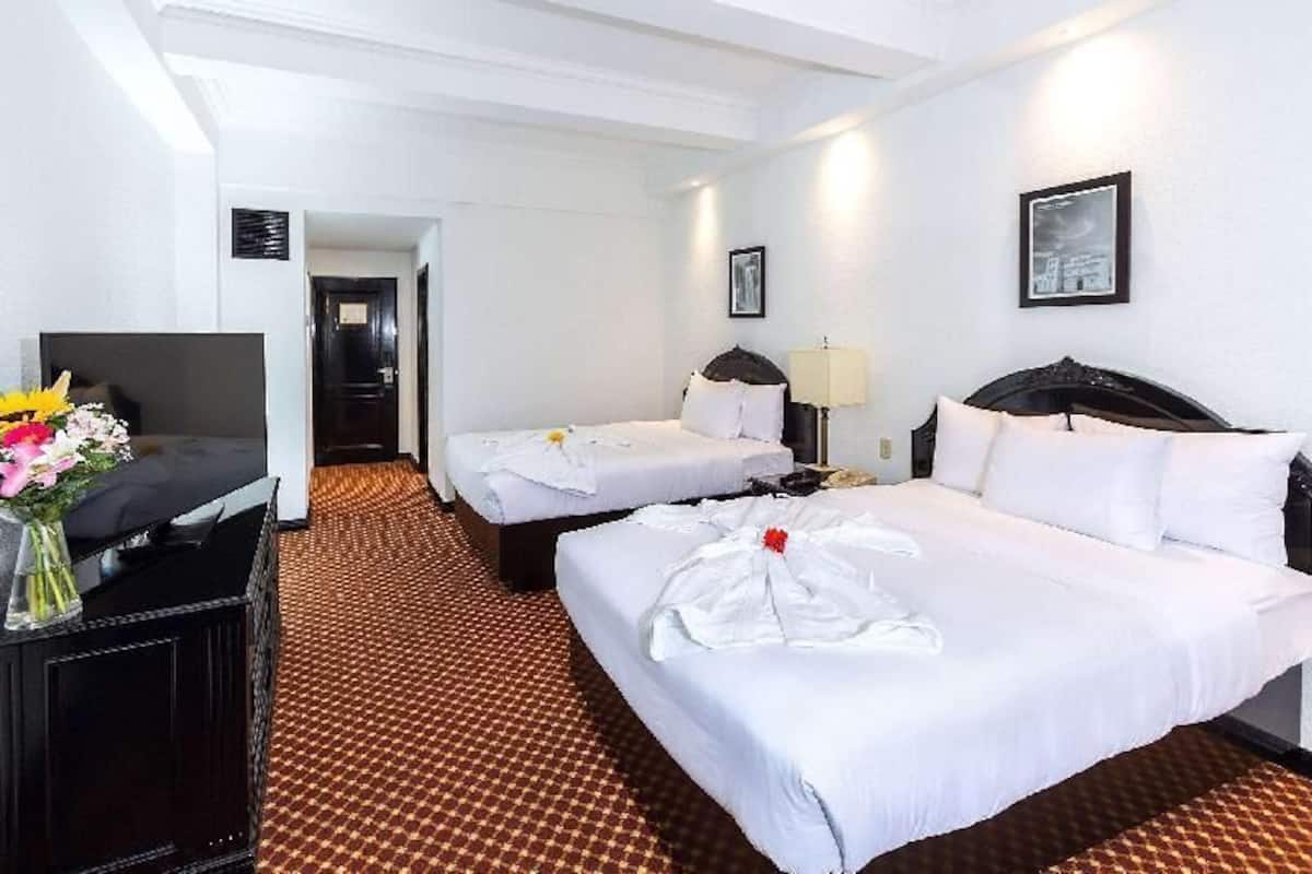 Egyptian cotton sheets, premium bedding, down comforters, pillowtop beds