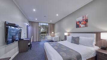 Premium bedding, in-room safe, desk, soundproofing