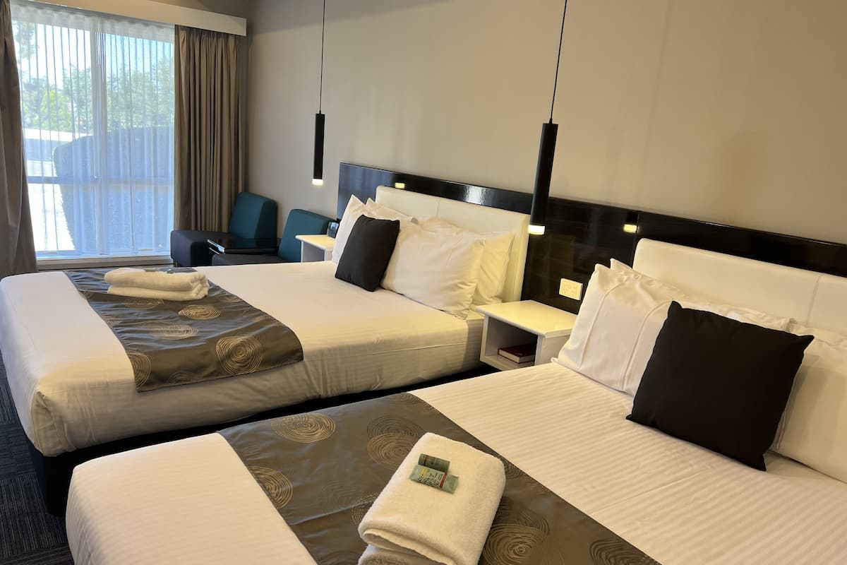 twin room (corporate) | premium bedding, in-room safe, desk, soundproofing