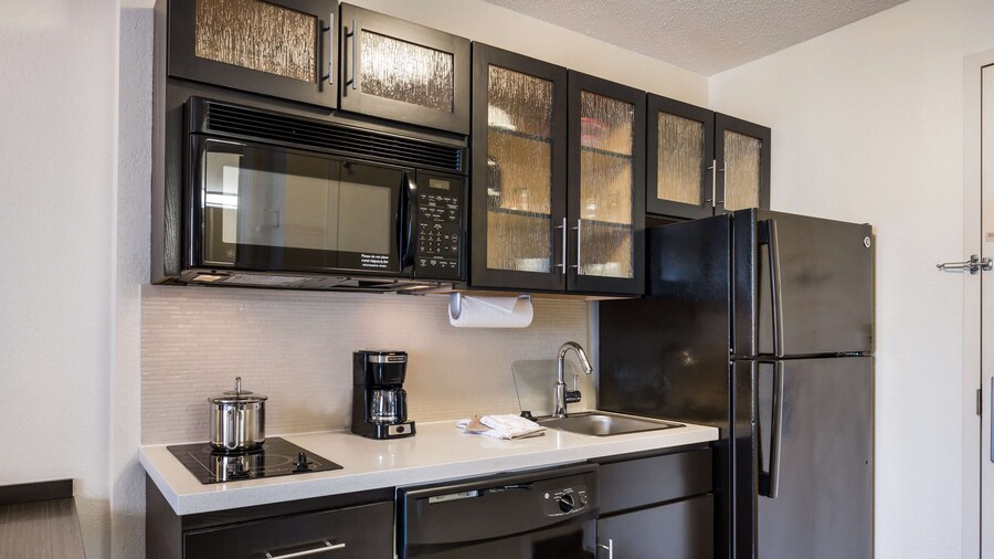 Sonesta Simply Suites Chicago O'Hare Airport