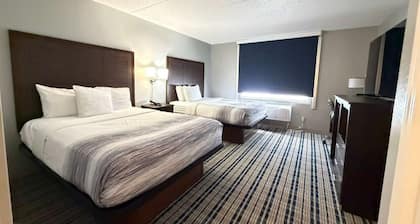 AmericInn by Wyndham Kearney