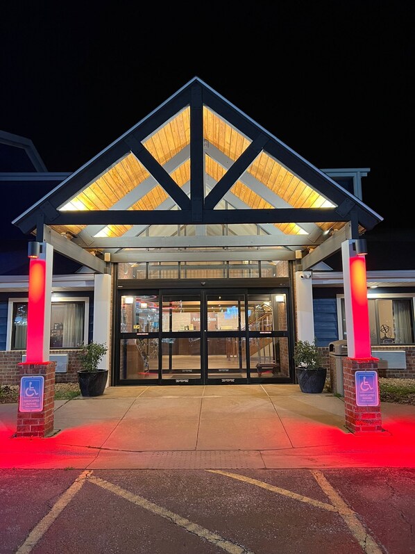 Front of property - AmericInn by Wyndham Kearney (Kearney)