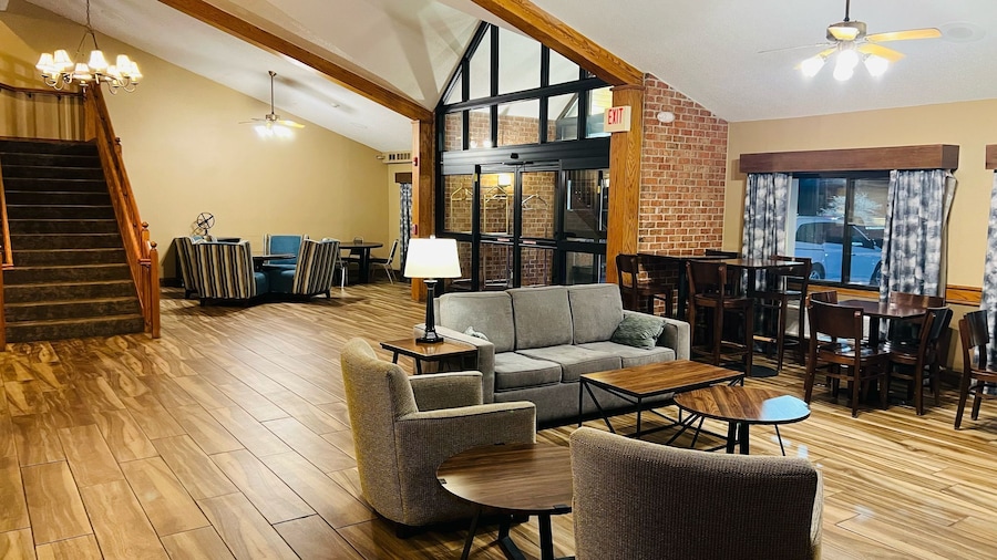 AmericInn by Wyndham Kearney