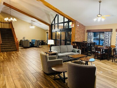 AmericInn by Wyndham Kearney