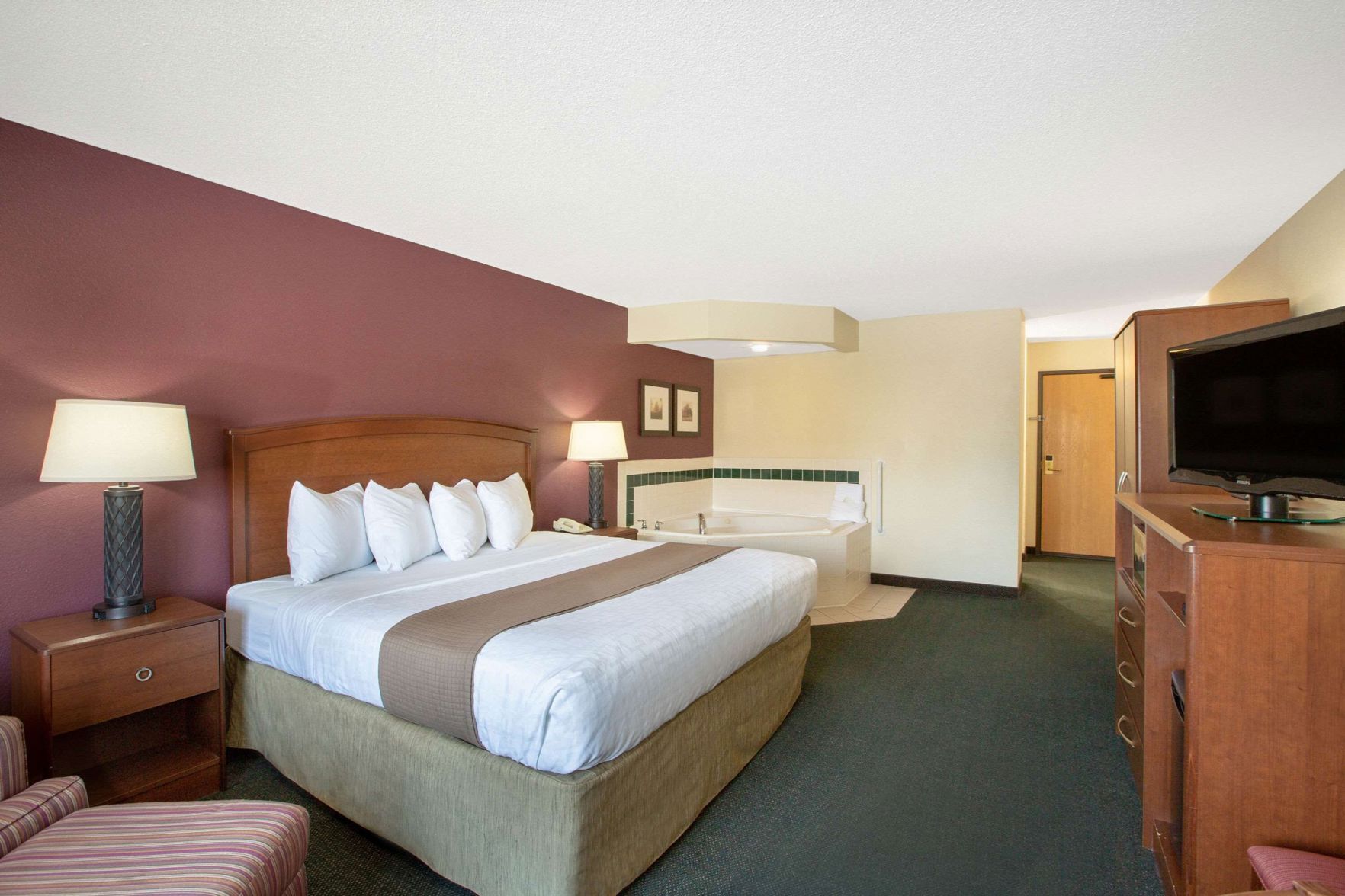 Pillowtop beds, desk, blackout drapes, soundproofing
