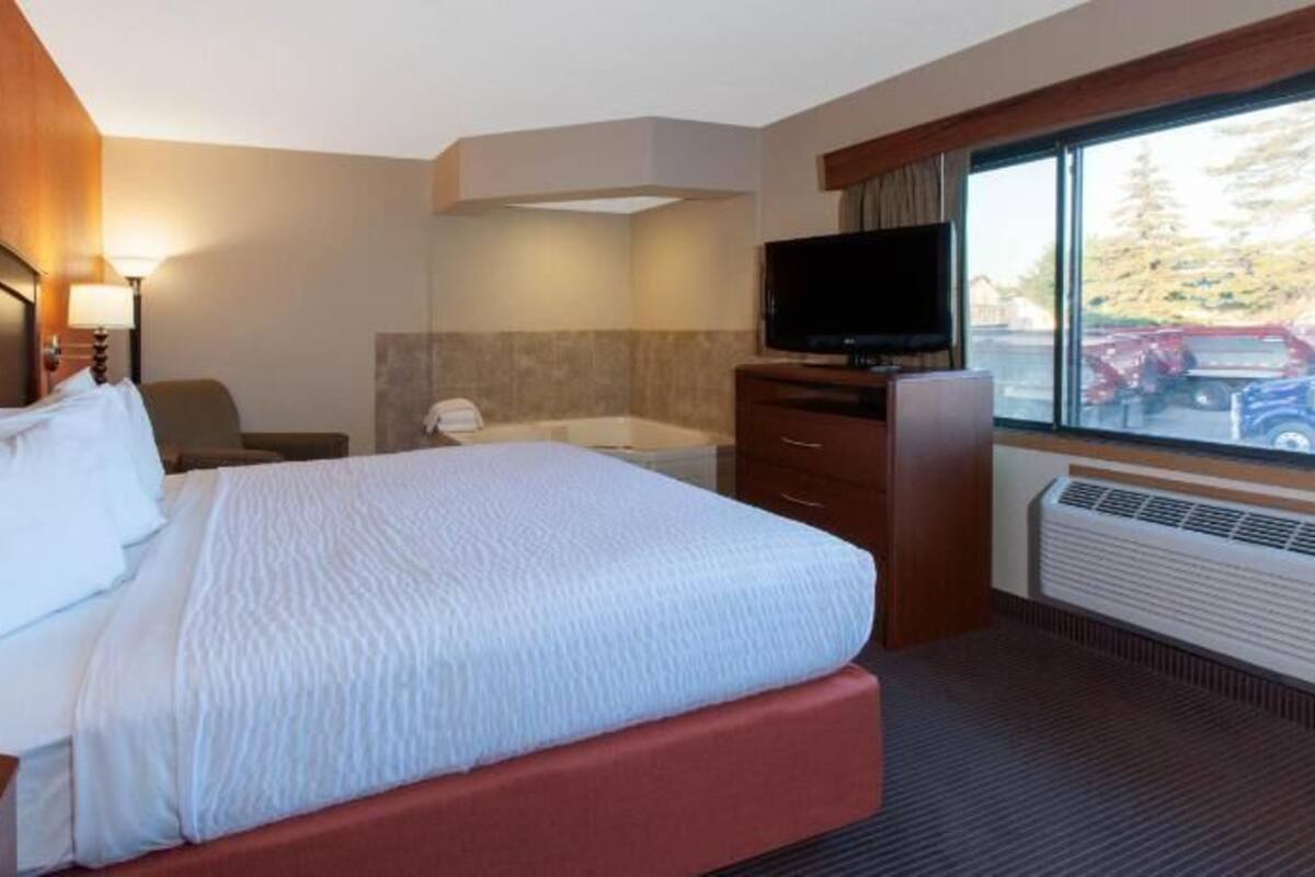 Desk, iron/ironing board, free cots/infant beds, free WiFi