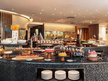 International cuisine. Novotel Century Hong Kong