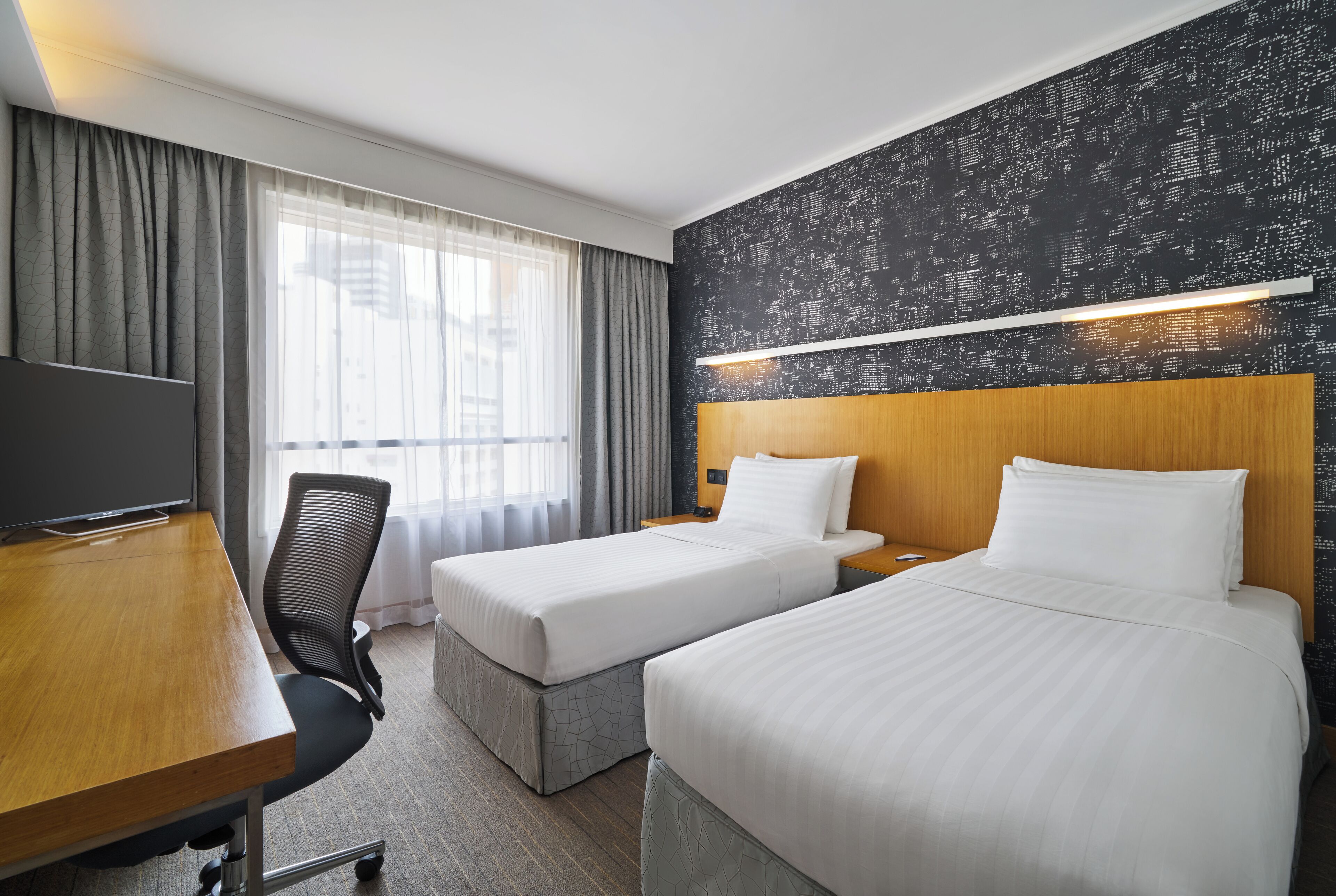 superior room, 2 single beds | 1 bedroom, down duvets, minibar, in-room safe