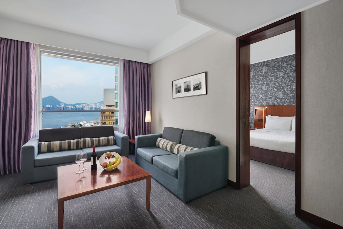 Suite, 1 Queen Bed