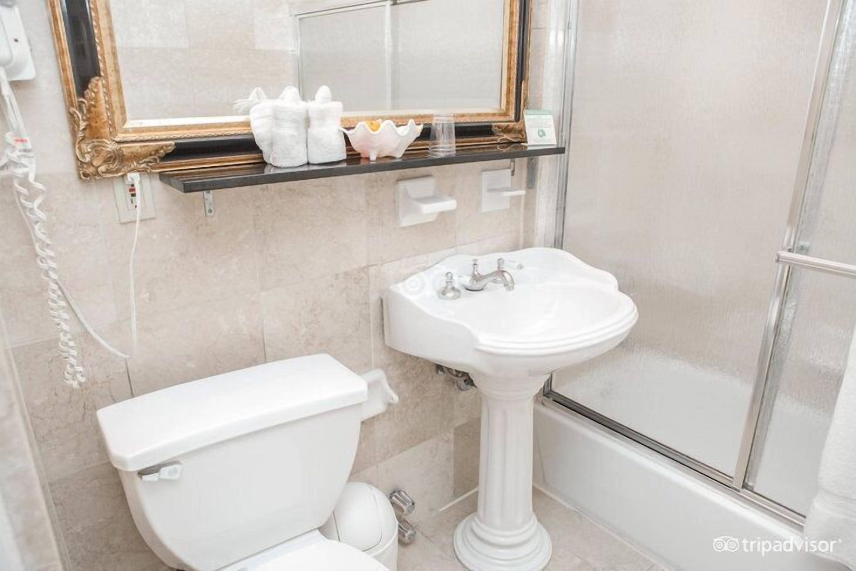 Photo - Da Vinci Hotel