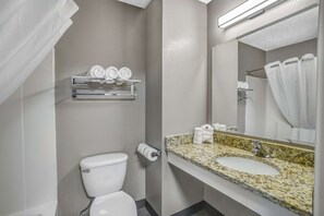 Shower, free toiletries, hair dryer, towels - Studio 6 Duluth, GA - Near Gas South District (Duluth)