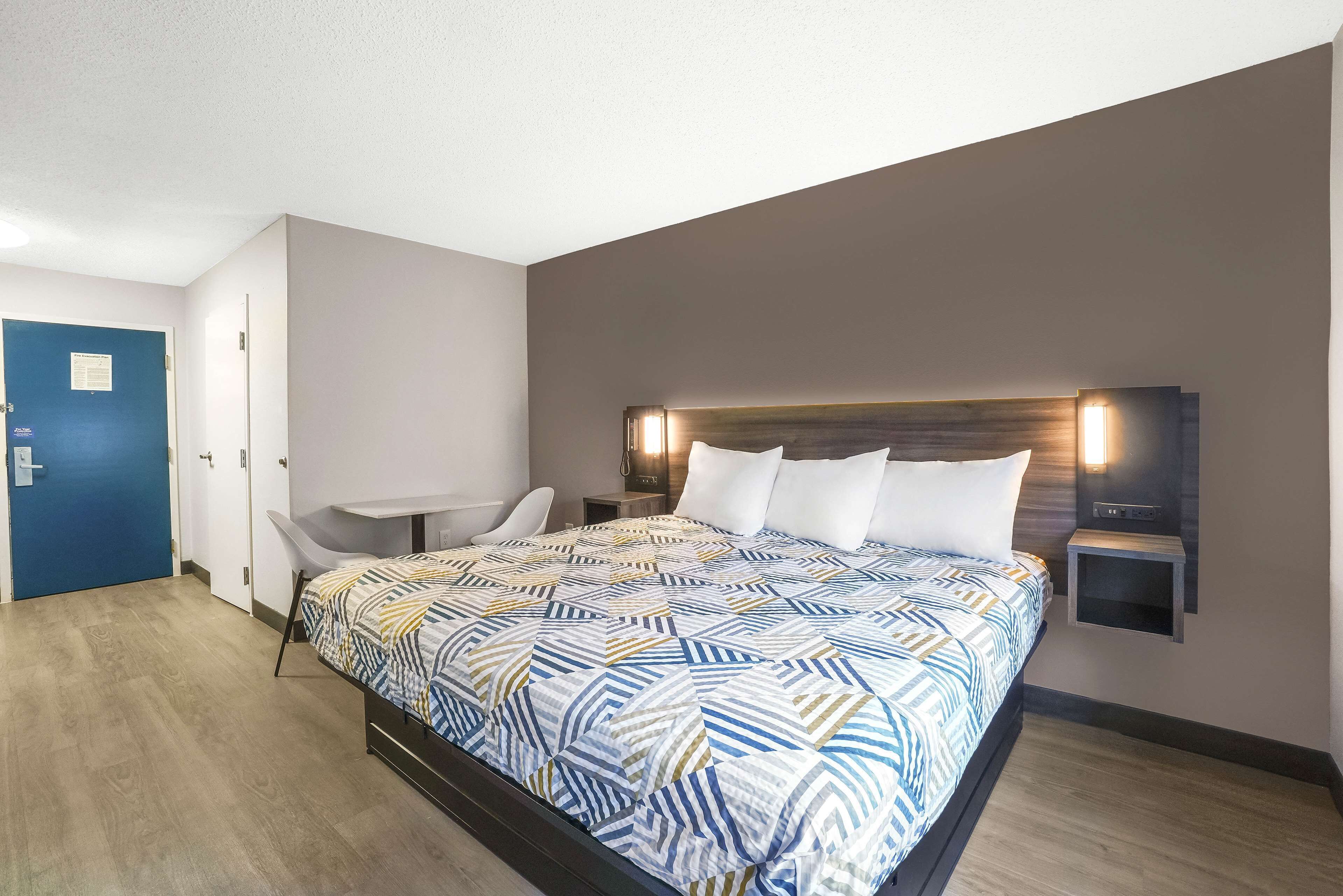 Desk, free WiFi, bed sheets, alarm clocks