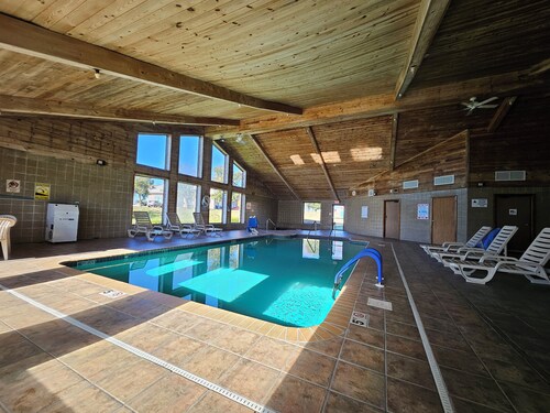 Ramada by Wyndham Platte City KCI Airport