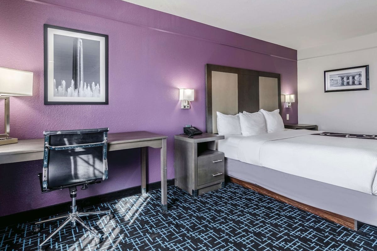 Ropa de cama de alta calidad, edredón y escritorio