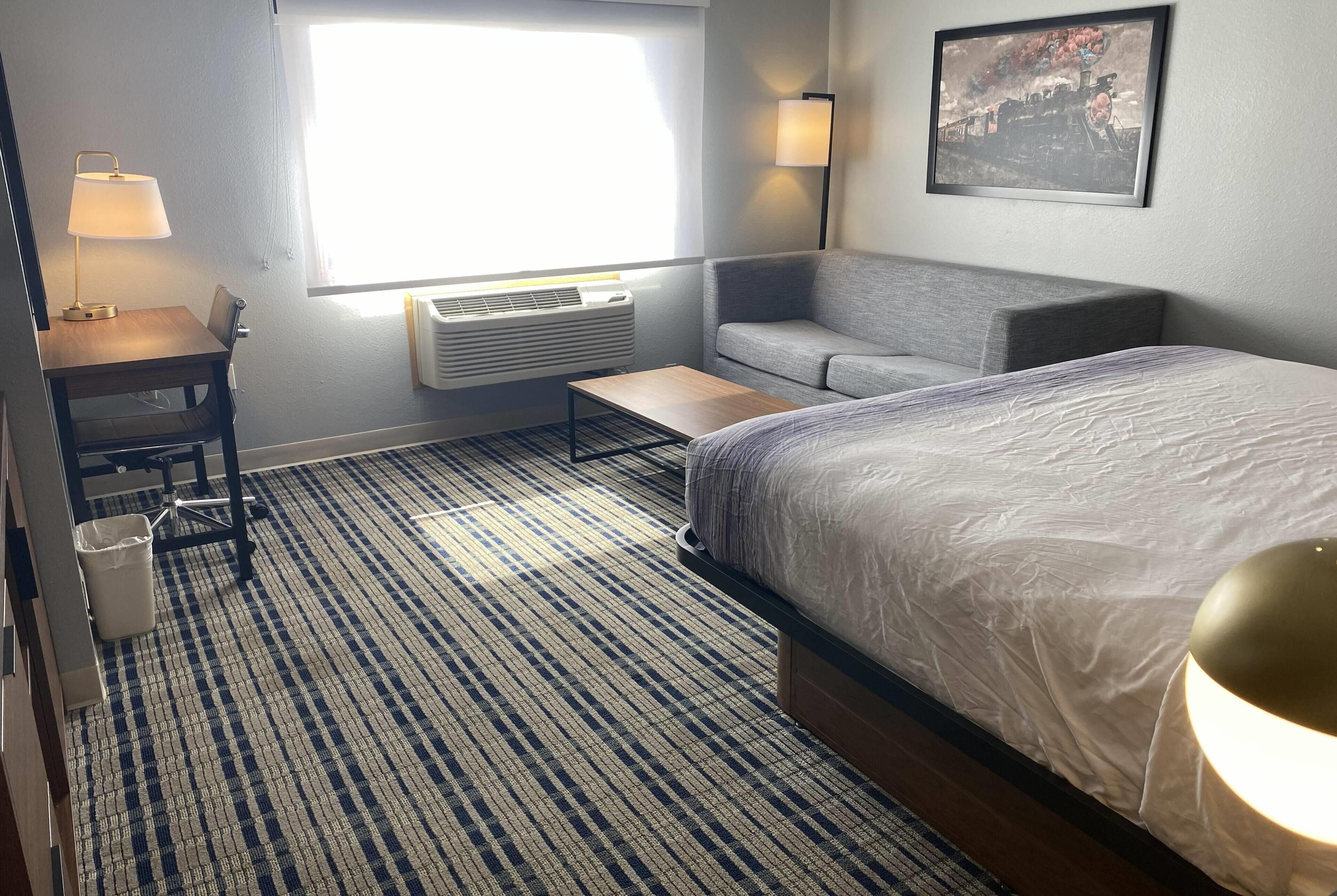 Suite, 1 cama King size, para no fumadores (Studio) | Escritorio, cunas gratuitas, camas extra y wifi gratis 