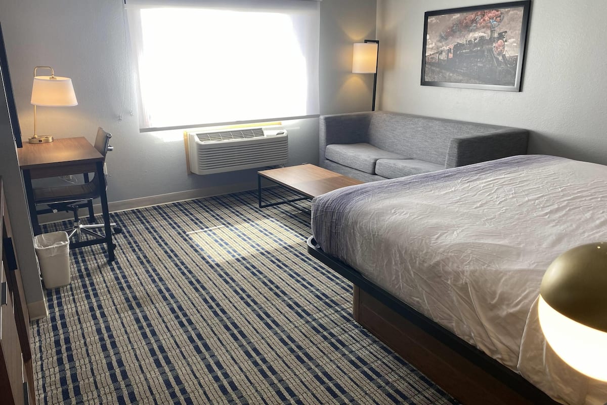 Suite, 1 cama King size, para no fumadores (Studio) | Escritorio, cunas gratuitas, camas extra y wifi gratis