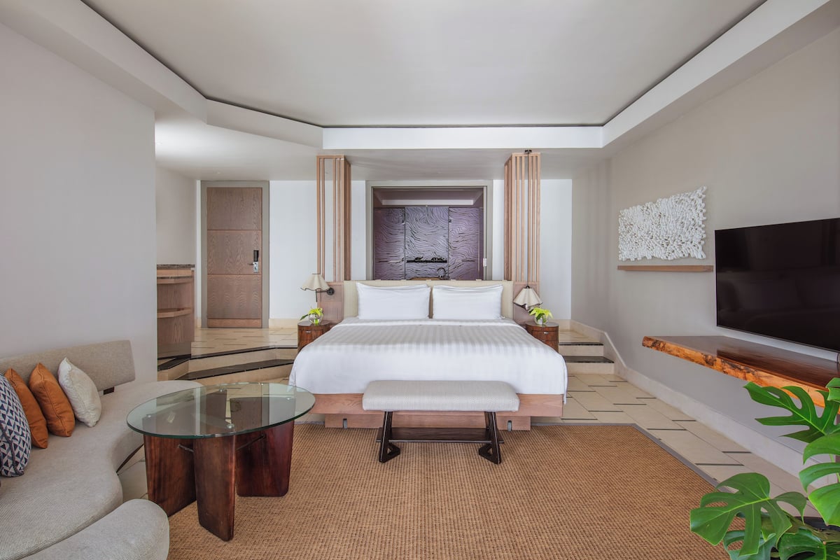 Ropa de cama de alta calidad, camas con efecto memoria y minibar