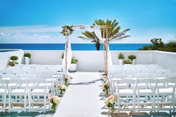 Banquet hall at Marriott Stanton South Beach