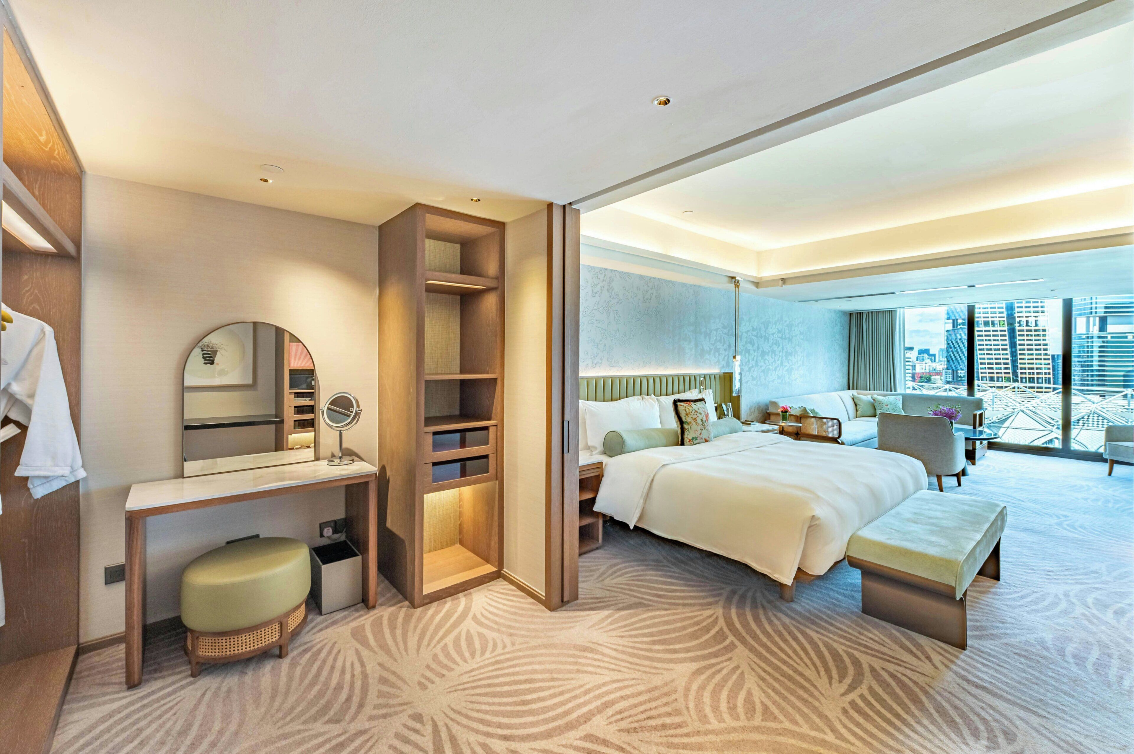 Ropa de cama de alta calidad y minibar 